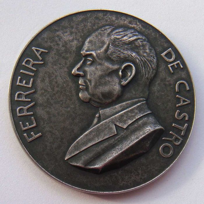 Medalha Bronze Ferreira de Castro Homenagem da Madeira
