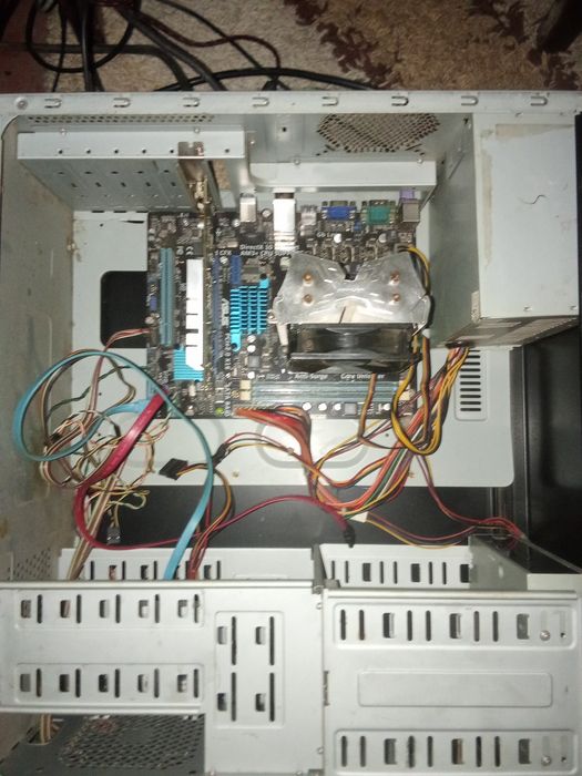 ПК настольный для задач средней сложности