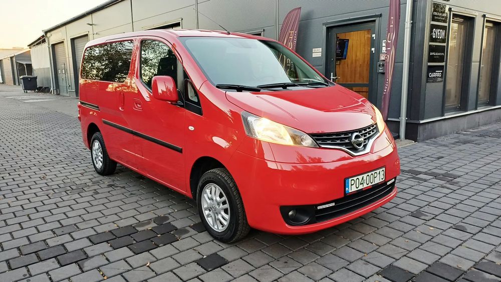 Nissan NV200