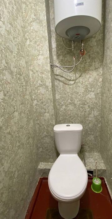 Подово Погодинно. р-н Леваневського 64