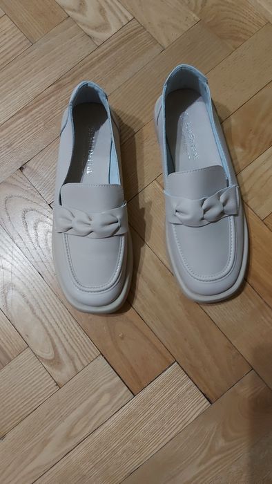 Мокасини беж 37р