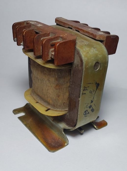 Трансформатор понижающий ОСМ1-0,063У3. 220-5-110 Вольт (советской сбор