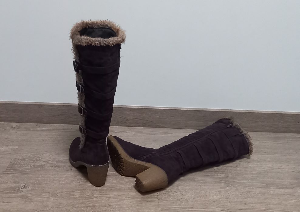 Botas de cano alto 36