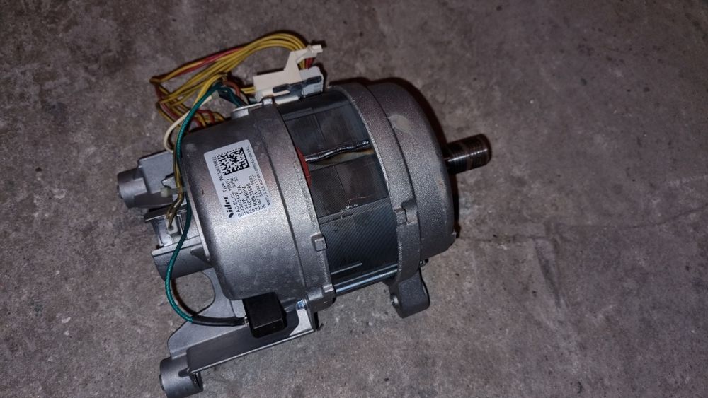 Silnik do pralki Elektrolux EWT1266EWX