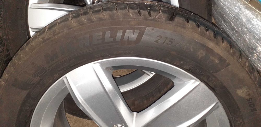 Komplet oryginalnych kół alufelg R17 VW Passat