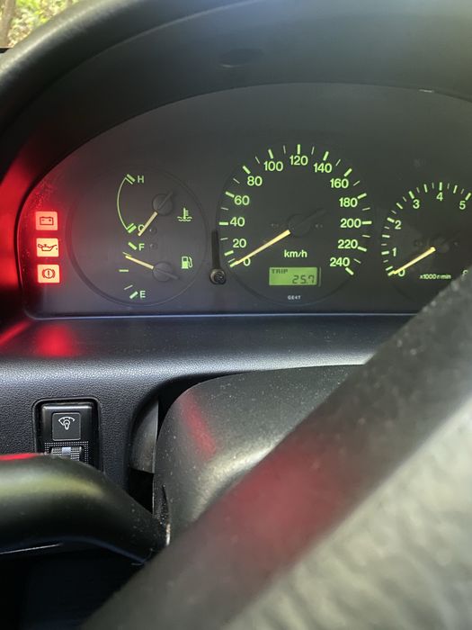 Mazda 626 GF 1998р обʼєм 2.0