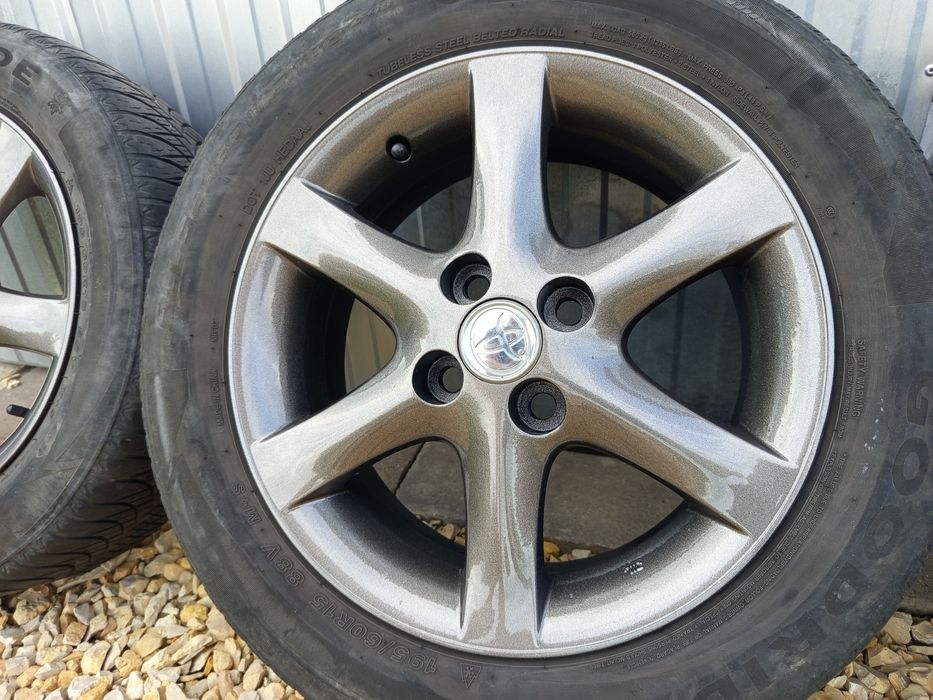 Felgi aluminiowe 15 toyota Yaris corolla Suzuki mazda 4x100
