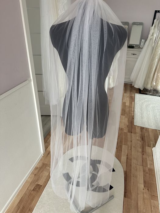 Welony ślubne biale ivory