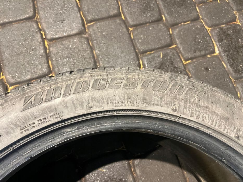 Opony Bridgestone Blizzak LM25 RSC - 245/45/18