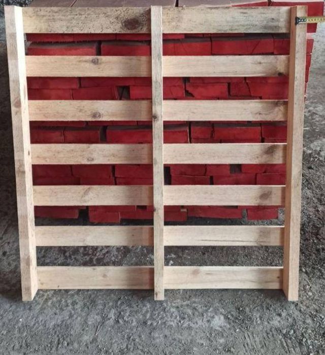 Піддони (палети) дерев`яні, цілі