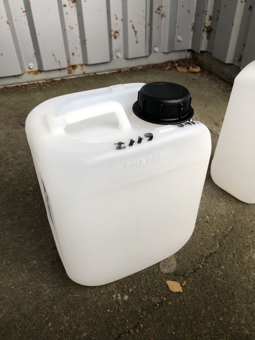 Канистра пластиковая,бочка металлическая