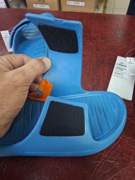 Шлепкі CRIVIT тапкі