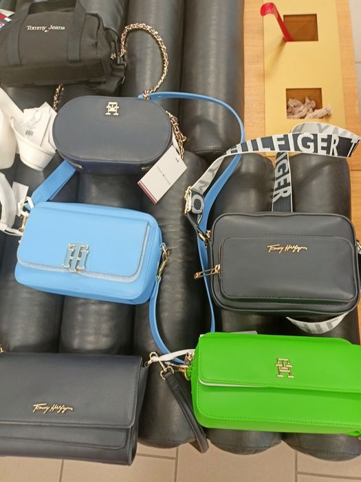Torebki Tommy Hilfiger