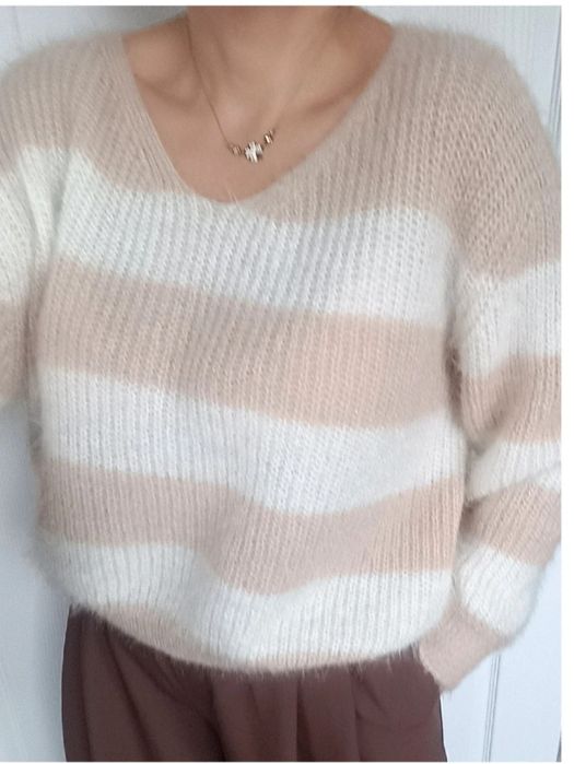 Sweterek miękki i puszysty