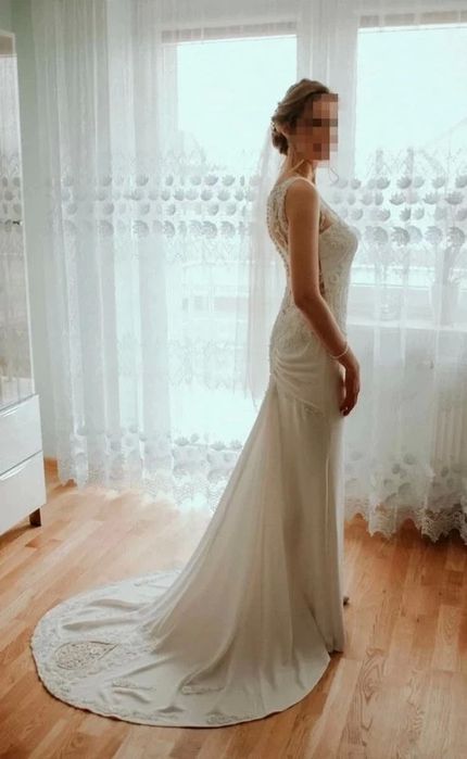 Suknia ślubna ILSACO, syrena, tren, ecru.
