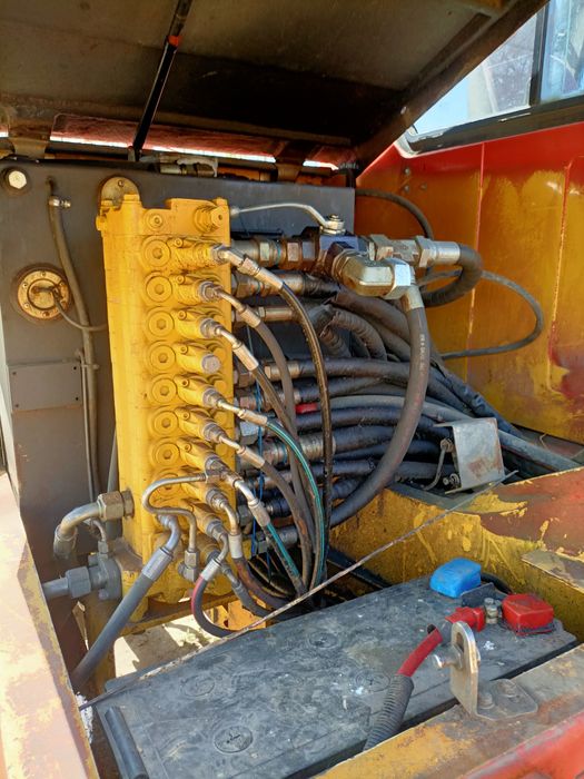 PRYWATNIE Koparka kołowa komatsu 10T PW110 turbo 95 KM