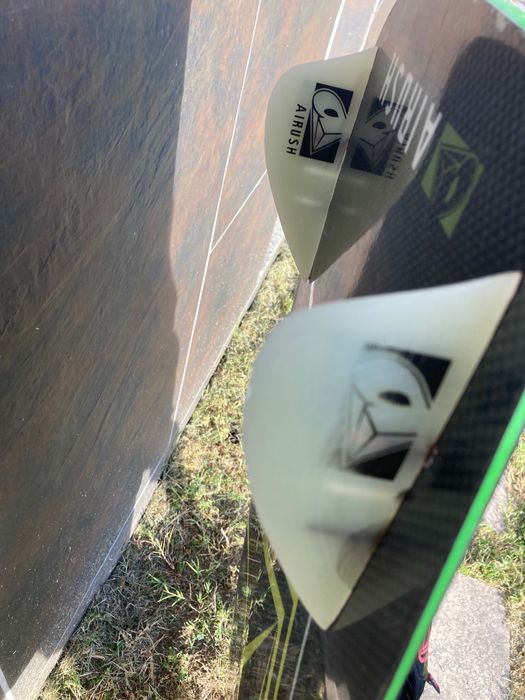 Airush ProToy 135 Carbon Prancha Kitesurf