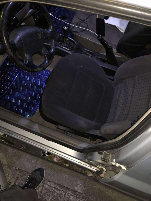 Troco golf 3 TDI de 90 CV