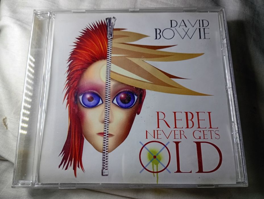 David Bowie Rebel never gets old promo cd