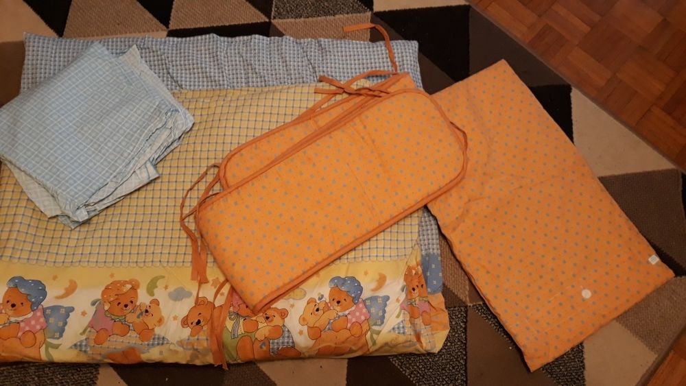 Komplet pościeli do dziecięcego łóżeczka