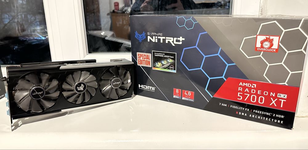 Sapphire RX 5700XT Nitro+ Special Edition 8GB GDDR6 в хорошому стані