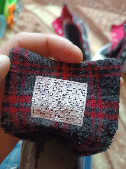 Продам взуття дитяче