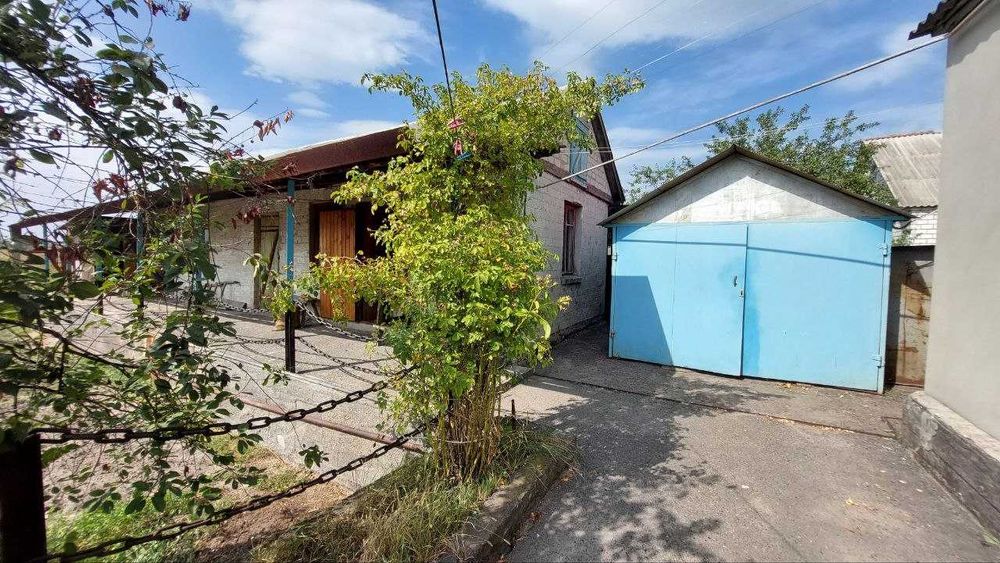 Продам будинок м. Зміїв