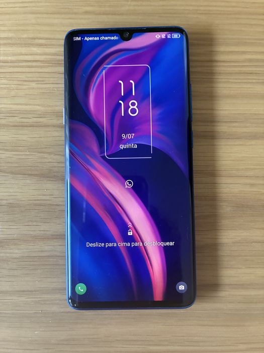 Telemóvel TCL 10 plus