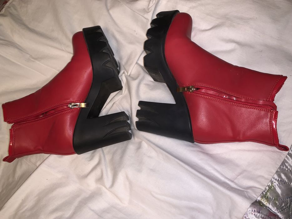 Женские осенние ботики