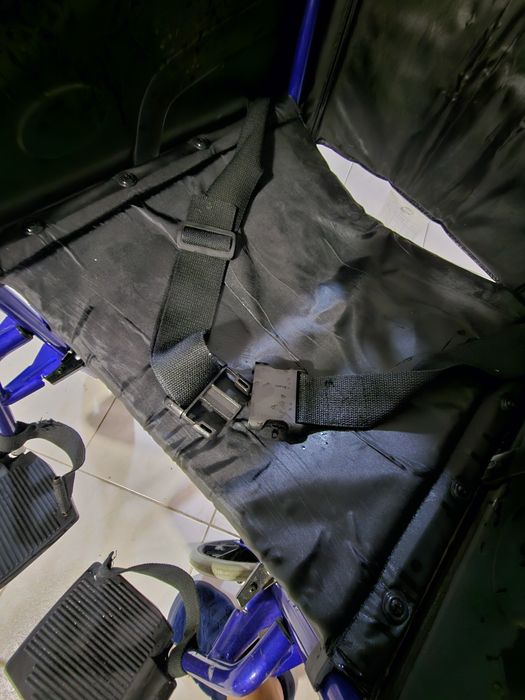 Cadeira de Rodas Invacare Alu Lite