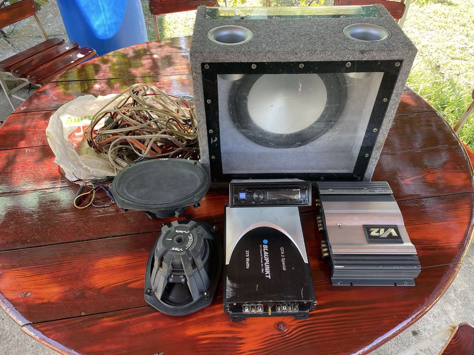 Музыка в машину! Комплект!