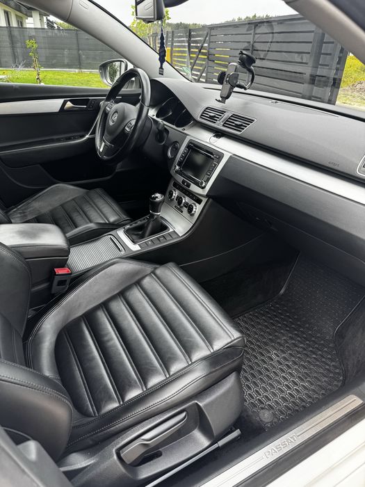 Volkswagen Passat 2.0  Highline 177 KM