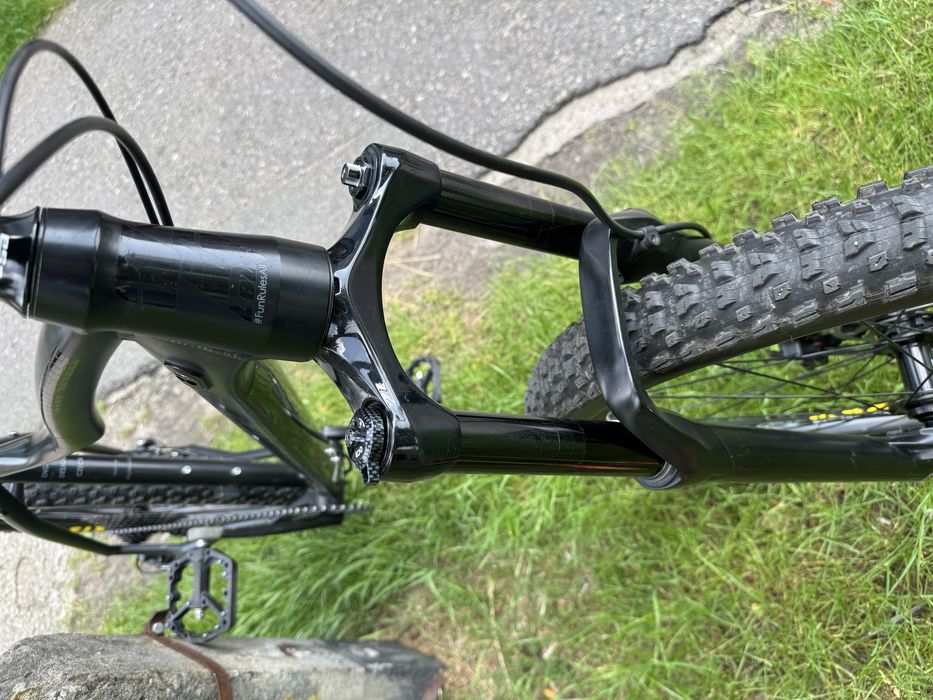 Author versus rama m,kolo 27,5