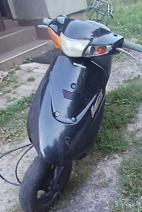 Скутер Suzuki lets 2 new