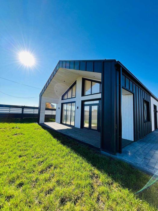 Продаж котеджу з ремонтом поблизу Івано-Франківська