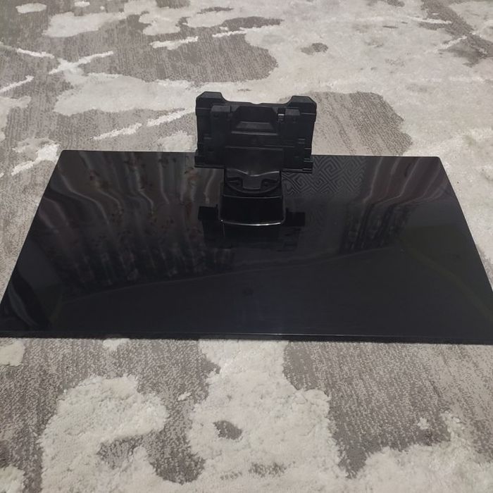 Підставка для телевізора