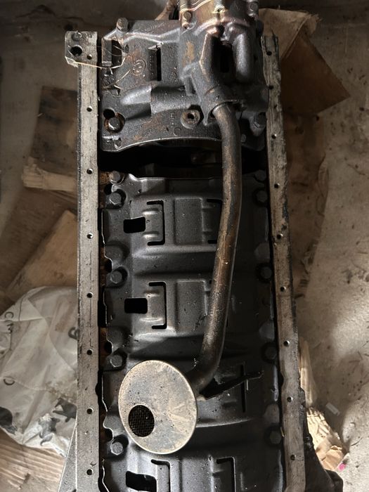 Blok silnika z tlokami itd bmw e60/e46/e39 m54b22 520i
