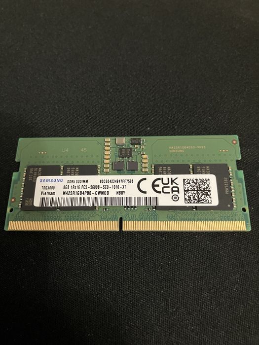 Samsung 8 gb ramu DDR5 SODIMM PC 5600 mhz