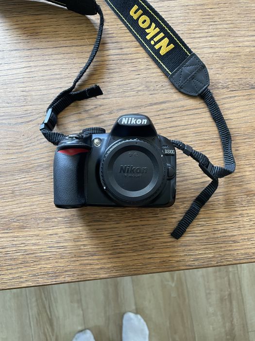 Nikon D3100 Świetny stan