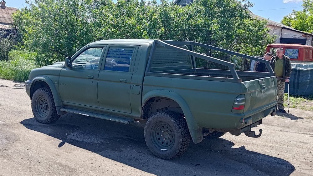 Митсубиси L200 для военных