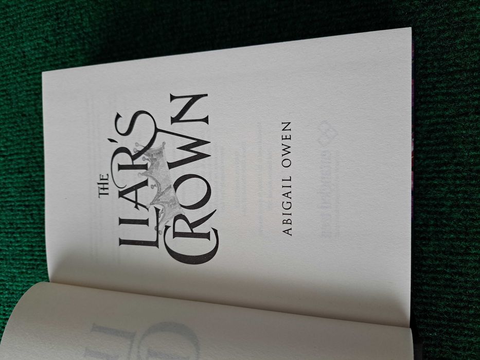 The Liar's Crown - Abigail Owen