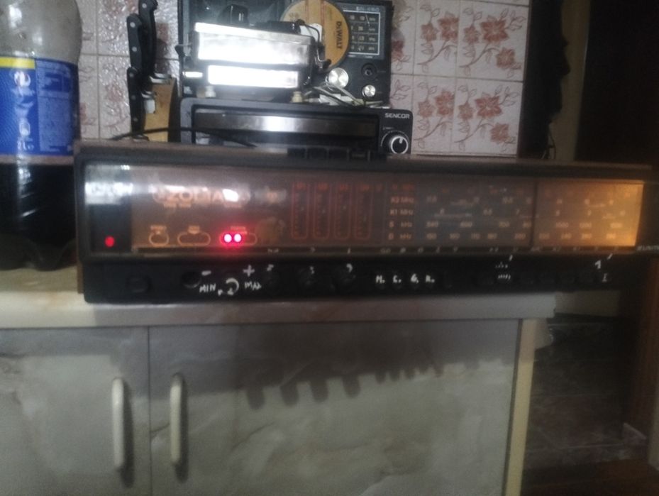 Sprzedam. Radio. Zodiak