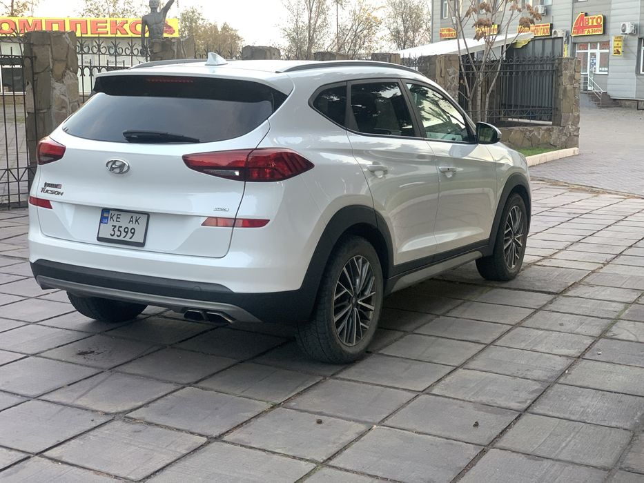 Продаи Hyundai tukcon 2019 года выпуска в идеальном состояни