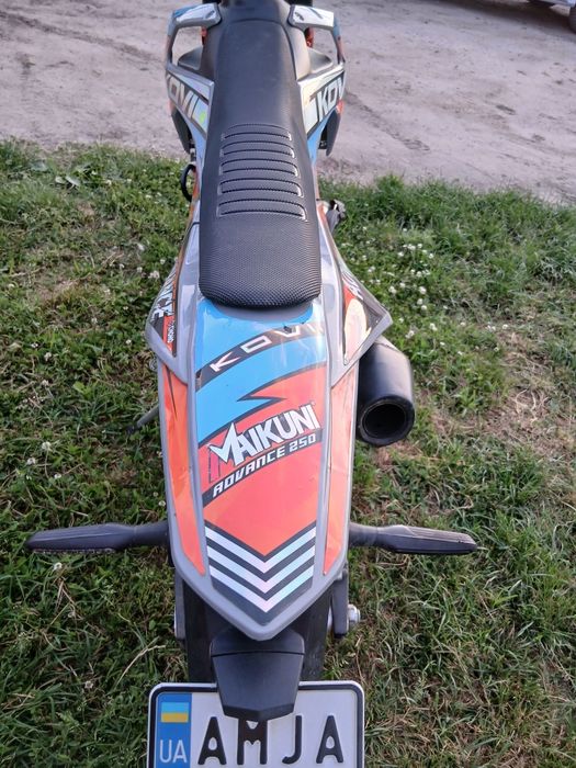 Kovi Advans  250