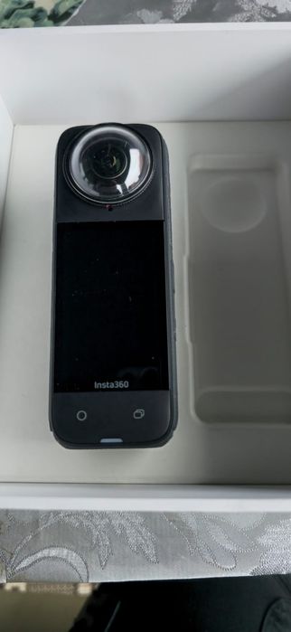 Insta 360 x4 екшн камера