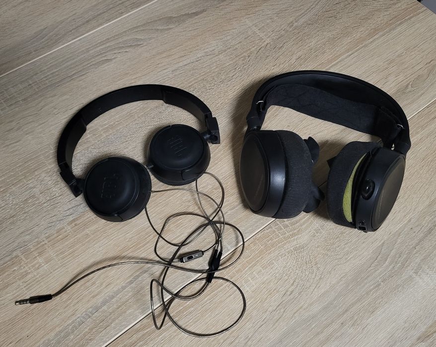 Słuchawki uszkodzone