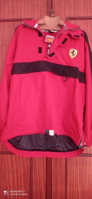 camisola impermeável Ferrari