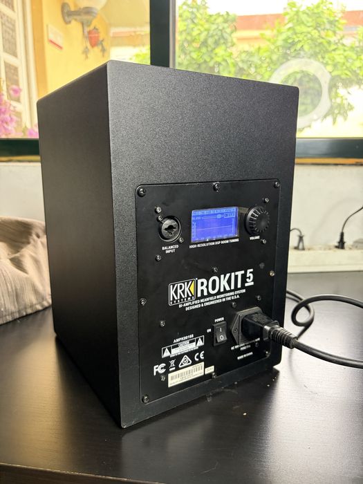 KRK Rokit 5 Gen 4 (reparação ou peças)