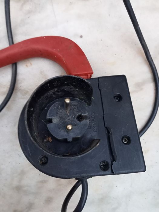 Dispositivo  para máquina de relva