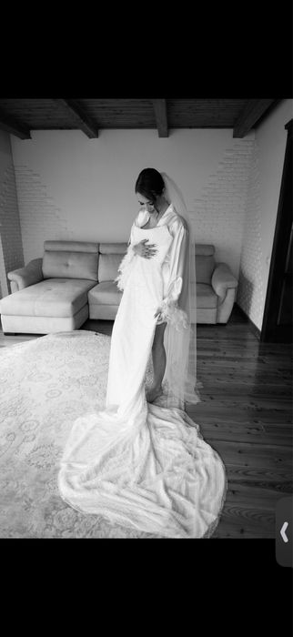 Продам ВЕСІЛЬНУ сукню від бренду Eva Lendel